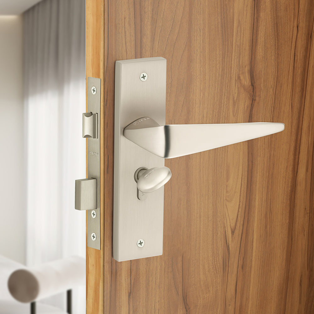 IPSA Capri Moderna Handle Series on 8" Plate CYS Lockset with 60mm Coin and Knob - Matte Satin Nickel Finish MSS